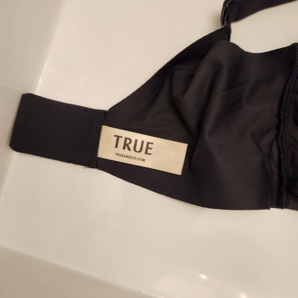 True and Co Women's True Body Push Up Wirefree T-Shirt Bra - Picture 6 of 7